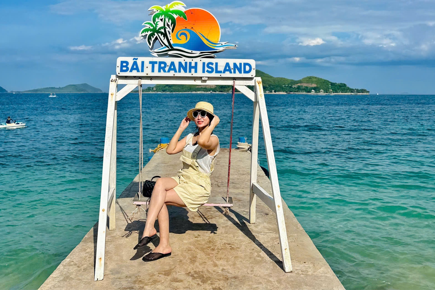 Tour 3 Đảo Bãi Tranh – Làng Chài – Hòn Tằm